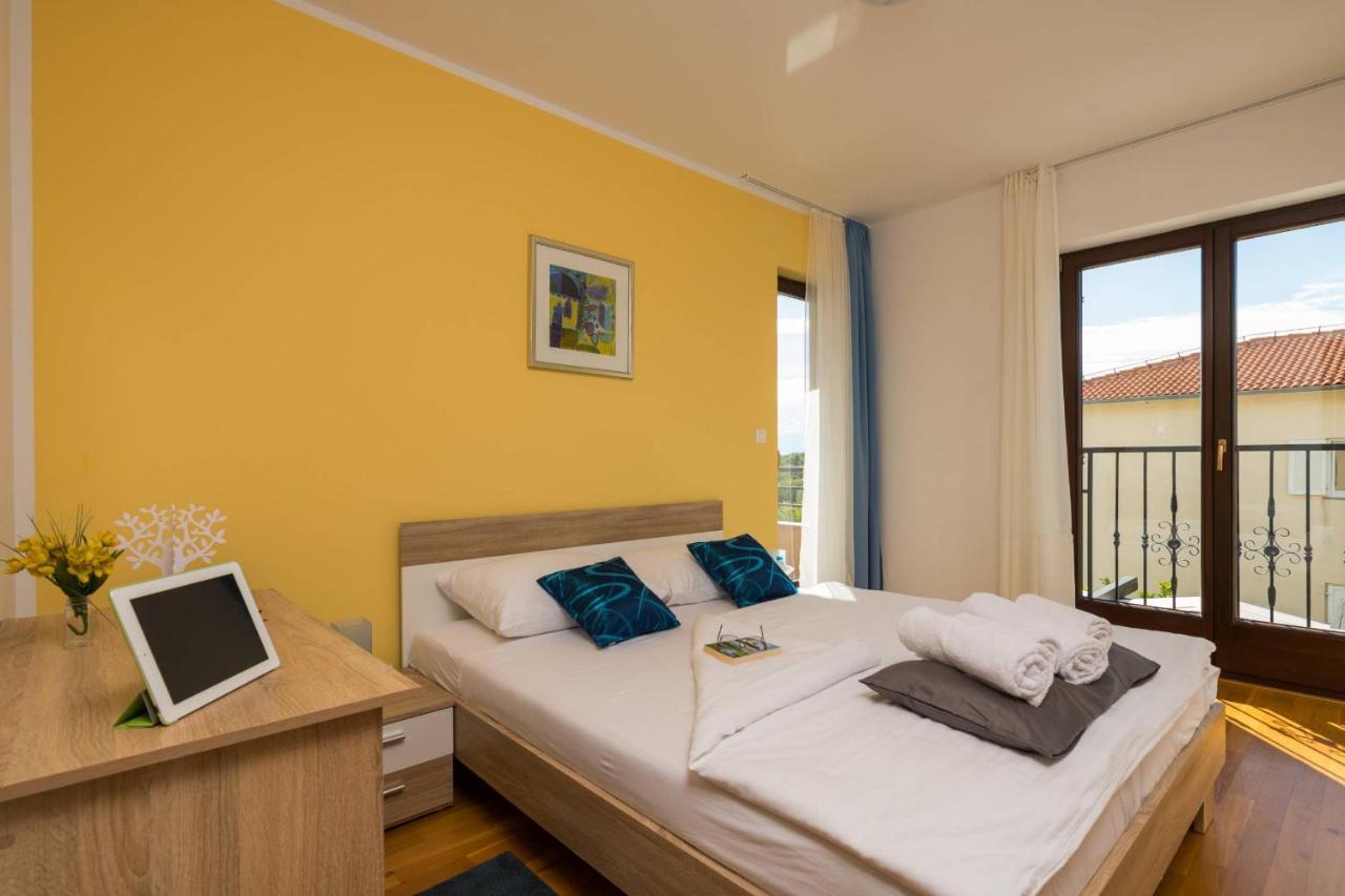 Apartment Carpe Diem Premantura Bagian luar foto